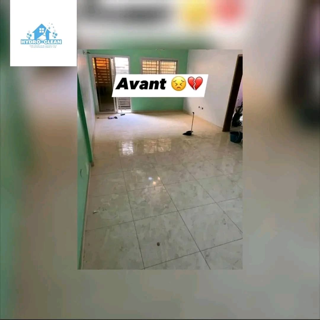 Salon sale avant nettoyage HydroClean Douala